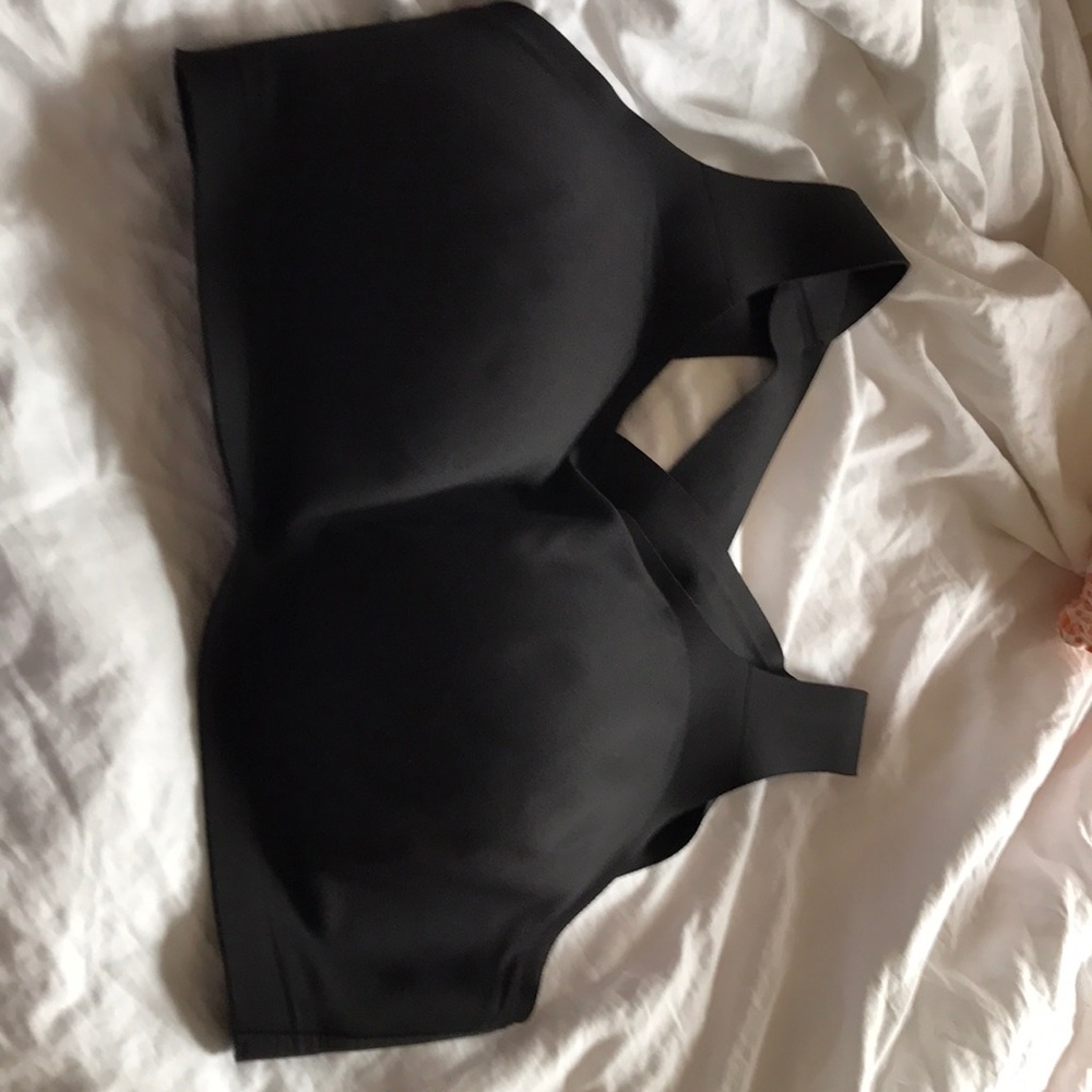 Lululemon enlite sport bra size 36